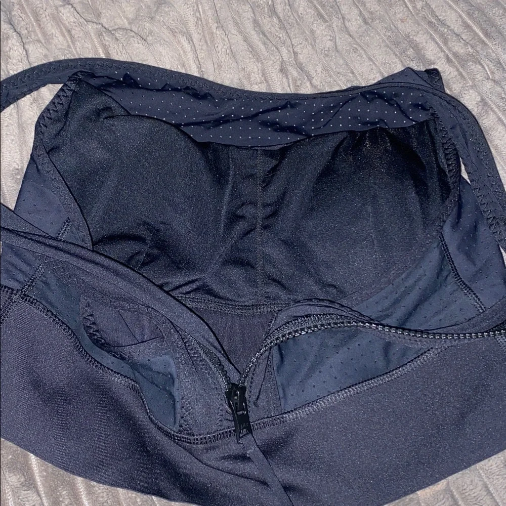 Athleta Women’s Black Bra Swim Spring Summer Workout Top Bikini Swimwear S